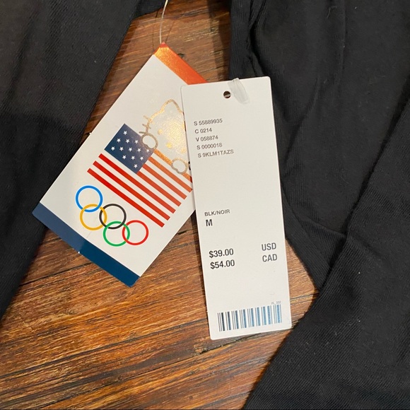 New hello kitty urban outfitters black long sleeve team USA Olympics Tokyo 2020 - Picture 4 of 4